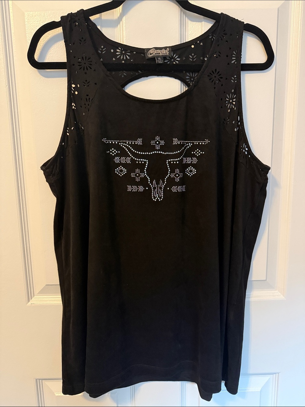 Black Studded Longhorn Cutout Tank Top - Casual Western Style